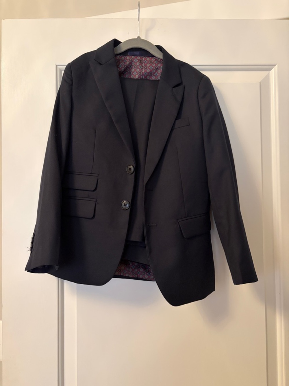 Isaac Mizrahi Black Label Navy Boys Two-Button Notch Lapel Suit 8